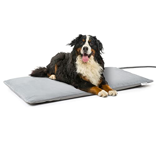 Toozey Outdoor Pet Heating Pad 28x16in, Extremely Waterproof Heated Bed for Dogs and Cats, Thermostatic Control, Chew-Resistant Cord, Soft Electric Blanket with Overheat Protection - size: M: 28" x 16"