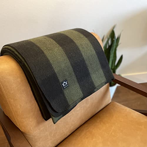 Arcturus Military Wool Blanket - Warm, Thick, Washable - Great for Outdoors, Camping, Stadium Blanket, Picnics, Travel - Car & Bushcraft Survival Kits - color: Green Buffalo