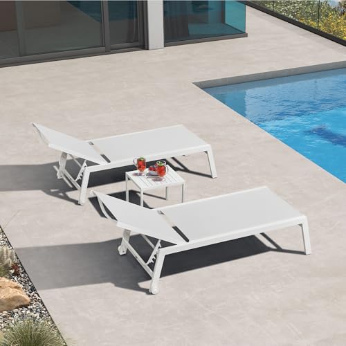 PURPLE LEAF Oversize Chaise Lounge Chair Outdoor 2 Pieces White Aluminum Lounge Chair with Wheels and Table for Pool Deck Patio, Ivory - color: Ivory, style: Oversize Inclining-leg