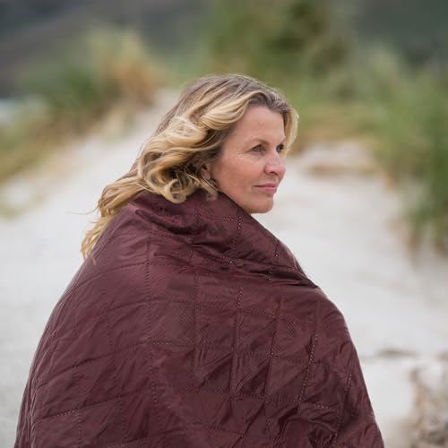 Tranqun 2 Pcs Large Waterproof Outdoor Blanket 78 x 55'' Windproof Blanket Quilted Waterproof Fleece Sandproof Foldable Warm Stadium Blankets for Camping Picnic Sporting Event Cold Weather(Dark Red) - color: Dark Red