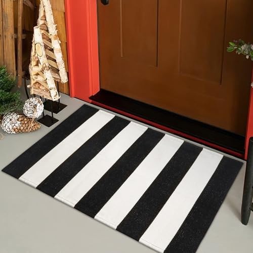 LEEVAN Black and White Rug 2X3, Washable Black Door Mat Cotton Woven Front Porch Rugs, Layered Door Mats Outdoor Welcome Indoor Door Mats, Farmhouse Go Away Doormat Door Mat Indoor Entrance Rug - color: Black and White Stripes, size: 2' x 3' (Rectangular)