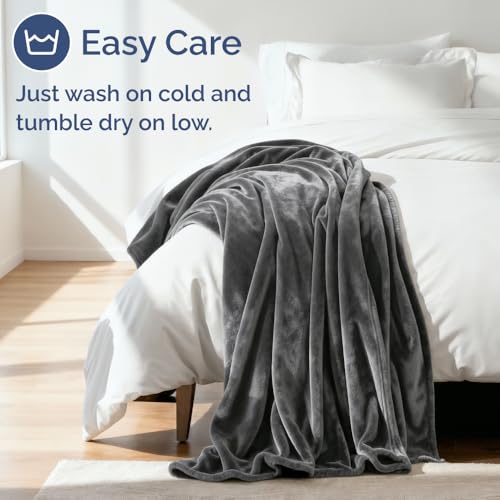 Ultra Soft Fleece Blanket Throw Size - Flannel Fleece Luxury Throw Blanket - Lightweight for Couch Bed Chair - Thick, Warm and Breathable - All Season Cozy Anti-Static Microplush Bedding, Dark Grey - color: 11 - Dark Grey, size: Throw (50" x 60")