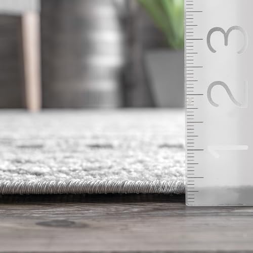 nuLOOM Kamryn Textured Tribal Indoor/Outdoor Area Rug, 4x6, Grey - color: Grey, size: 4' x 6' (Rectangular)