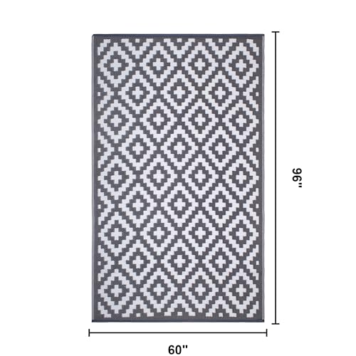 FH Home Outdoor Rug - Waterproof, Fade Resistant, Reversible - Premium Recycled Plastic - Geometric - Patio, Porch, Deck, Balcony - Aztec - Gray & White Crease Free - 5 x 8 ft - color: Aztec - Gray & White, size: 5' x 8' (Rectangular)