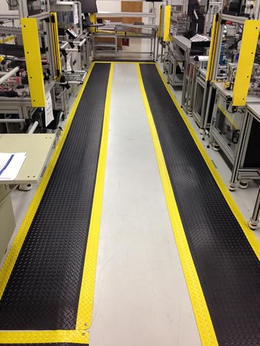 Wearwell Diamond-Plate Select Mat - Black/Yellow. Anti-Fatigue Workstation Mat. 3' W x 5' L x 9/16" Thickness. PVC Vinyl Surface with PVC Sponge. For Dry Industrial Use (495.916x3x5BYL) - size: 3' W x 5' L x 9/16"