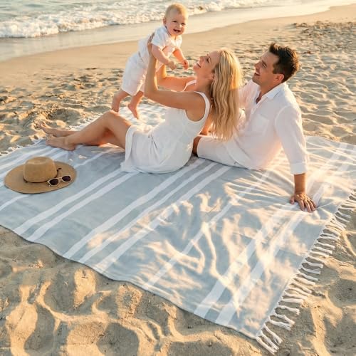 ZICOTO Beautiful Extra Large Beach Blanket with Tassels - Soft Oversized Turkish-Style Beach Towel for Relaxing Beach Days with the Whole Family - Lightweight Quick-Dry Picnic Blanket for Adults - color: Blue