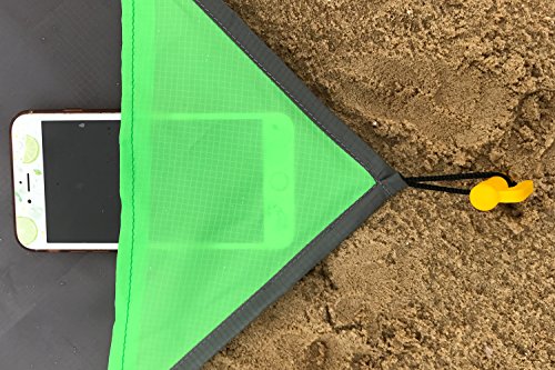 Pocket Blanket 71"x55", Lightweight Compact Sandproof Waterproof Outdoor Blanket for Beach, Hiking, Camping, Travel, Festivals, Picnic with Pockets, Loops, Stakes, Carabiner - color: Willow Green