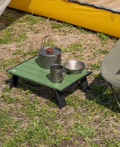 iClimb Ultralight Compact Mini Beach Picnic Folding Alu. Table with Carry Bag, Two Size (Green, L) - color: Green, size: Large