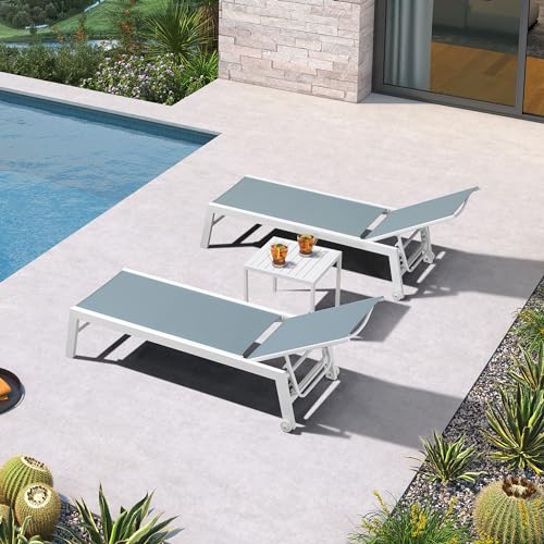 PURPLE LEAF Lounge Chair Outdoor Set of 2 White Aluminum Lounge Chair with Wheels and Table Outdoor Chaise Lounges for Patio Pool Yard, Steel Blue - color: Steel Blue, style: Standard Inclining-leg