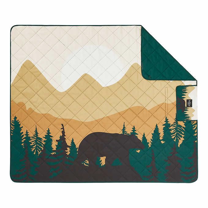 Weatherproof Vintage Outdoor Blanket - 60in x 72in, Portable & Foldable, Sandproof, Waterproof, Picnic & Camping Blanket with Carry Strap (Bear) - color: Bear