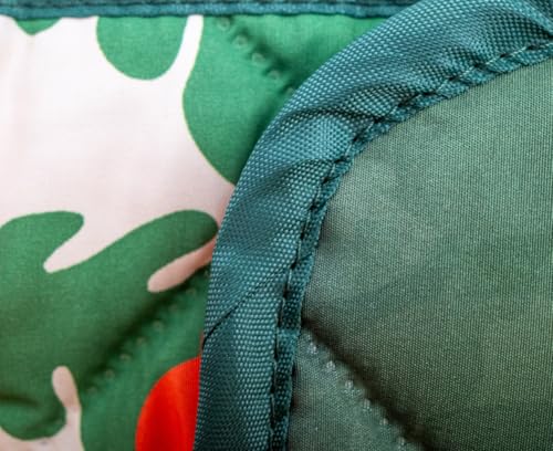 Waterproof Blanket, 29" x 34” - Seat Cover for Dogs and Pets. Ideal for Small and Medium Pet Crate Blankets, Settle mat, Diaper Changing and Playmat for Babies - color: Red and Green