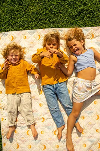 Shwally The Picnic Mat - Indoor/Outdoor Rug with Hand-Drawn Designs - Machine Washable, Water Resistant, Durable & Wipeable Material - Foldable & Easy to Carry - Large - style: Sunny Jungle