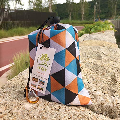 Pocket Blanket 71"x55", Lightweight Compact Sandproof Waterproof Outdoor Blanket for Beach, Hiking, Camping, Travel, Festivals, Picnic with Pockets, Loops, Stakes, Carabiner - color: Lattice Camouflage