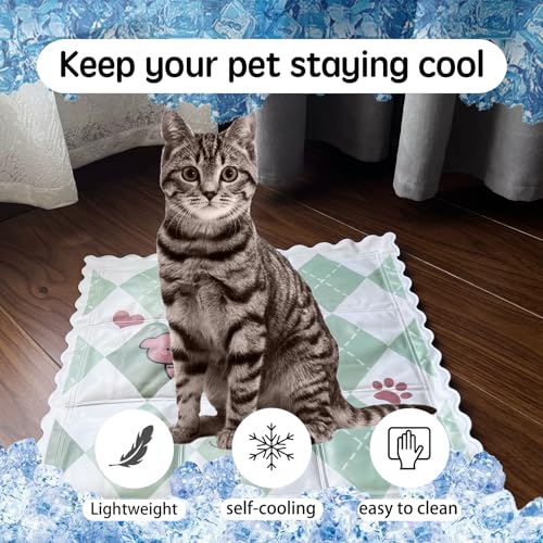 PetTrip Pet Cooling Mat & Sleeping Pad, Self Cooling, Easy Carry, Non-Toxic Gel Cooling Pad for Dogs Cats, Long-Lasting Coolness to Beat The Summer Heat - Size 13.78" x 13.78" (Green)