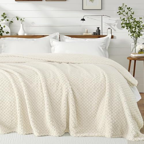 Exclusivo Mezcla Queen Size Fleece Blanket for Bed, Extra Soft Warm Decorative Fuzzy Blanket for Women, Lightweight Cozy Bedding Blankets, 90x90 Inches, Ivory - color: Ivory, size: Queen ( 90x90 IN )