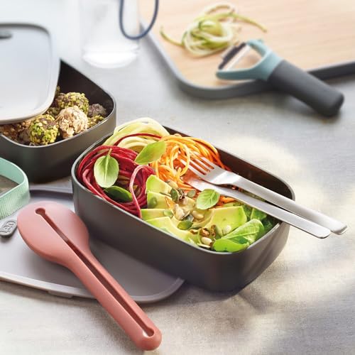BergHOFF Leo Premium 18/10 Stainless Steel 4Pc Reusable Travel Flatware Set Knife Spoon Fork Sleeve with Silicone Sleeve Dishwasher safe, Pink