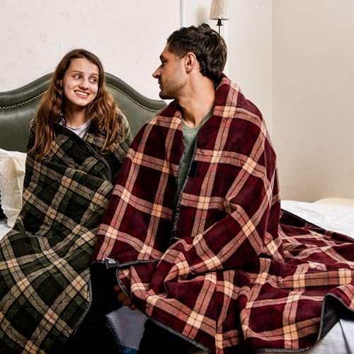 DUKUSEEK Outdoor Stadium Blankets with Hood, Fleece Blankets, Quilted, Extra Thick Fleece, Warm, Windproof, Sandproof, Includes Stuff Sack, Shoulder Strap - color: Dark-blue-blue-plaid