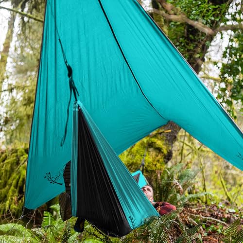 Wise Owl Outfitters Hammock Rain Fly – Waterproof Camping Tarp Cover with Tent Stakes & Carry Bag, Ultralight Shelter for Backpacking & Outdoor Shade - color: Light Blue, size: Standard (26 oz)