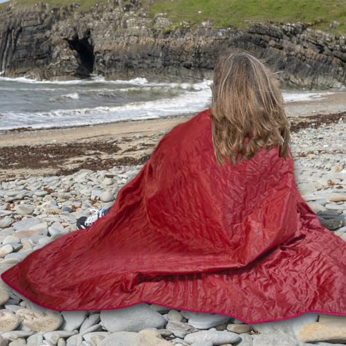 Large Outdoor Blanket Waterproof Quilted-Thick Warm Fleece Blanket for Stadium Camping Picnics Beaches Pets Sports - Sandproof Windproof Washable Portable - Red - color: Red
