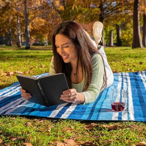 BRAWNTIDE Large Outdoor Waterproof Blanket - Extra Thick Fleece, Warm, Windproof, Sandproof, Quilted, 82" x 55", Ideal for Beaches, Picnics, Camping, Stadiums, Dogs, Car - color: Azure Blue