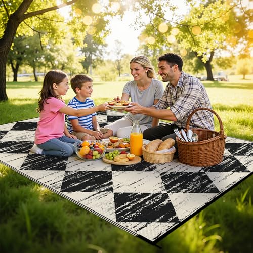 HEBE Checkered Outdoor Rug Waterproof 5x8, Reversible Plastic Straw Rug RV Camping Rug, Indoor Outdoor Patio Mat Clearance, Outside Carpet for Porch,Deck,Camper,Balcony,Backyard,Picnic - color: Beige/Black, size: 5' x 8' (Rectangular)