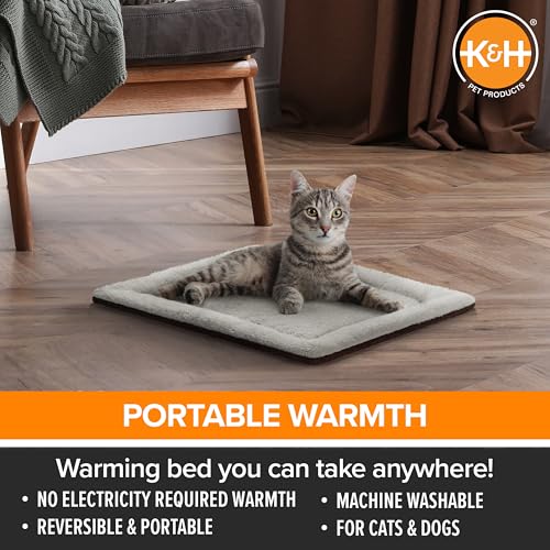 K&H PET PRODUCTS Self-Warming Cat Bed Pad, Self Heating Pad for Outdoor Cat Houses, Warming Mat for Indoor Pet Beds & Furniture, Reversible Blanket, Washable - Small 21 X 17in Oatmeal/Chocolate - color: Oatmeal/Chocolate, size: 21 X 17 Inches