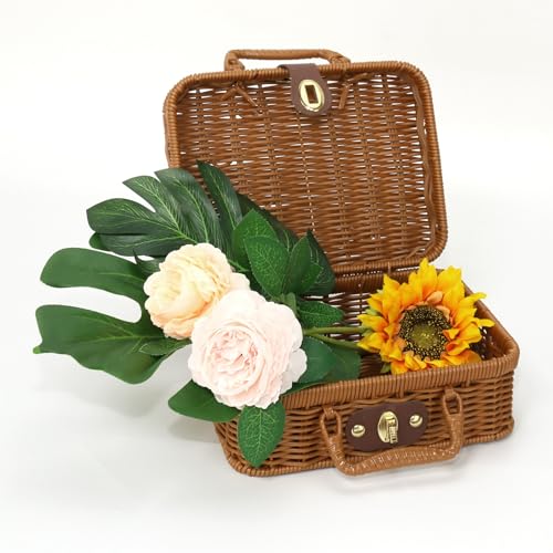 Mini Wicker Picnic Basket, Decorative Prop Suitcase Vintage Storage Hamper Makeup Organizer, 8.67" Metal Lock Plastic Rattan Storage Box with Handles for Sundries Travel Camping and Outdoor Party - color: Brown, size: Small