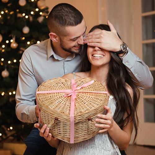 Hap Tim Heart Wicker Picnic Basket for 2 Person Set with Blanket & Bamboo Plate & Cheese Board, Couples Gifts, Wedding Gifts, Engagement Gifts (Y2405)
