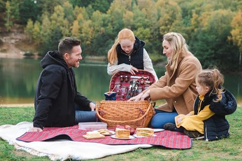 Highlander Picnic Basket, (Red & Blue Tartan Pattern)