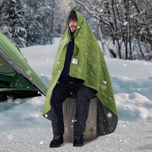 VEVOR Camping Blanket, Large Warm Stadium Blanket, Waterproof & Windproof, 330GSM Polyester Fleece, Flame Retardant, Great for Outdoors, Picnics, Hiking, Sports Events, Travel, 82" x 55", Bicolor - color: Bicolor