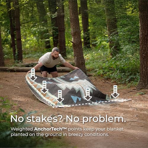 CORE Outdoor Weighted Blanket | Packable Waterproof Picnic Blanket, Beach Mat, Tent Camping Rug, & Stadium Blanket | Large Portable 94" x 78" Quilt Design with Built-in Straps and Carry Handle - color: Evergreen Vista