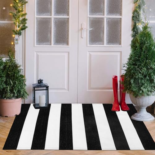 LEEVAN Black and White Outdoor Rug 2.3' x 3.6', Washable Striped Front Porch Rugs, Cotton Woven Layered Front Door Mat, Farmhouse Entryway Rug Reversible Foldable Indoor Doormat for Layered - color: Black and White Stripes, size: 2'4" x 3'7" (Rectangular)