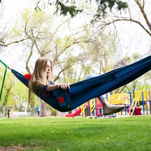 Grand Trunk Ultralight Camping Hammock - Lightweight and Portable Travel Hammock for Camping, Hiking, Backpacking, Beach, and Other Travel, Green - color: Green