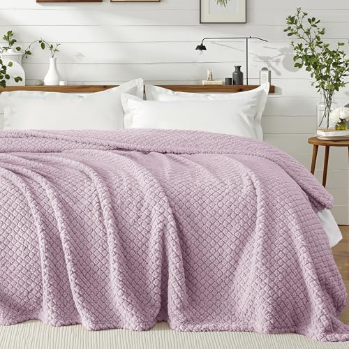 Exclusivo Mezcla Twin Size Fleece Blanket for Bed, Extra Soft Warm Decorative Fuzzy Blanket for Women, Lightweight Cozy Bedding Blankets, 60x80 Inches, Lilac Purple - color: Lilac Purple, size: Twin ( 60x80 IN )