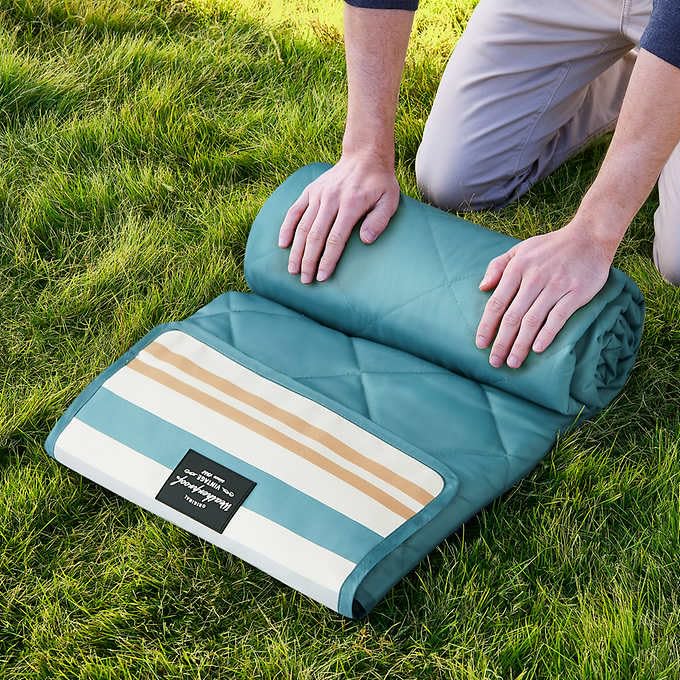 Weatherproof Vintage Outdoor Blanket (60in x 72in) - Portable Picnic Blankets Waterproof Foldable & Beach Blanket Waterproof Sandproof with Carry Strap, Camping Blanket - Foldable Waterproof (Stripe) - color: Stripe