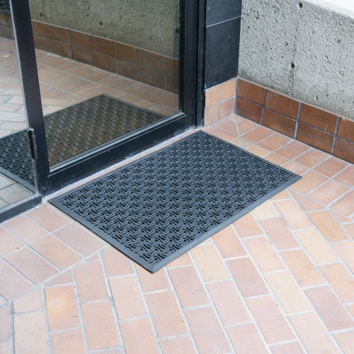 Rubber-Cal "Dura-Scraper Drainage Commercial Door Mat - 3/8 in x 4 ft x 6 ft - Black Rubber Doormats - size: 4' x 6' (Rectangular)