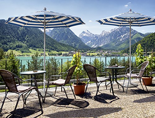 California Umbrella 9' Round Contract Grade Patio Umbrella, Push Open, Silver Finish, Navy/White Olefin - color: Navy/White Cabana Stripe