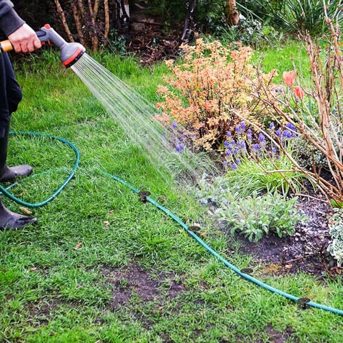 Chumia 6 Pieces 10 Inch Garden Hose Guide Spike, Zinc Coated Rustproof Heavy Duty Metal Stake with Top, Keeps Garden Hose out of Flower Beds, Guard for Yard Plant Protection (Black) - color: Black