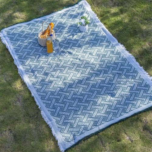 Extra Large Picnic Blankets, White Beach Blanket for Photoshoot, Woven Cotton Yarn Oversized Blanket with Fringe, Machine Washable, for Camping, Beach, Lawn, Wedding, Picnic, and Table Runners - color: Green, size: 4'11" x 2'11" (Square)