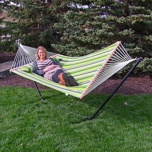 Sunnydaze Quilted Double Hammock for Outside with Spreader Bars and Pillow - 450 lb Capacity, 74x55 Inch Bed, UV Resistant, Quick Dry - Chains Included, Stand Sold Separately - Melon Stripe - color: Melon Stripe