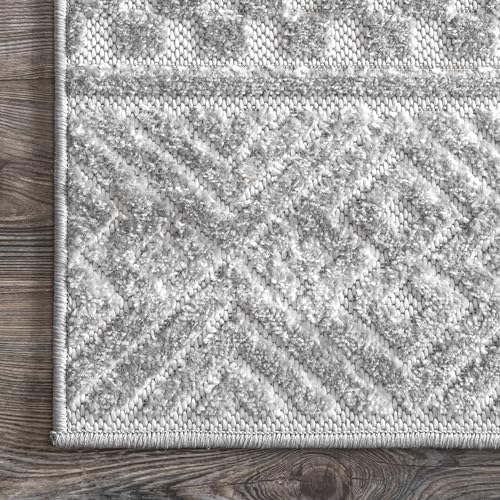 nuLOOM Kamryn Textured Tribal Indoor/Outdoor Area Rug, 4x6, Grey - color: Grey, size: 4' x 6' (Rectangular)