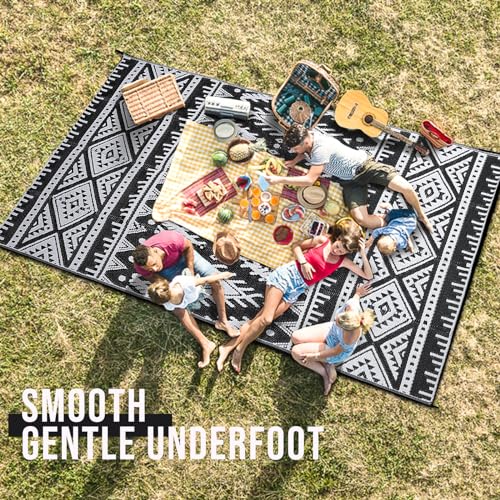 OLANLY Outdoor Rug Waterproof 4x6 ft, Reversible Outdoor Plastic Straw Rug, Boho Patio Rug, Indoor Outdoor Carpet, RV Mat Outside for Patio, Camp, Picnic, Balcony, Deck, Backyard, Black & White - color: Black & White, size: 4' X 6' (Rectangular)