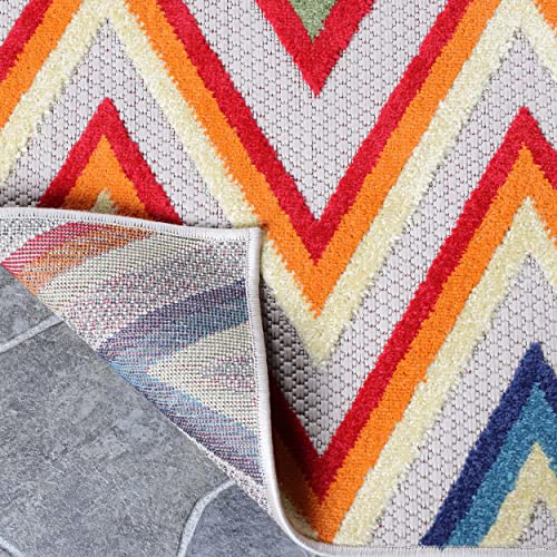 Superior Modern Bohemian Indoor Outdoor Area Rug, Perfect for Patio, Bedroom, Kitchen, Laundry Room, Entryway, Office, Playroom, Carpet Cover, Zig-Zag, Acacia Collection, 5' 2" x 7' 2", Cream - color: Acacia - Cream, size: 6" x 5'2" (Rectangular)