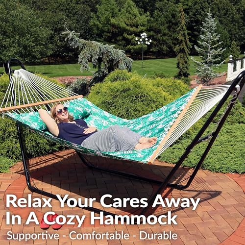 Sunnydaze Quilted Double Hammock for Outside with Spreader Bars and Pillow - 450 lb Capacity, 74x55 Inch Bed, UV Resistant, Quick Dry - Chains Included, Stand Sold Separately - Green Palm Leaves - color: Green Palm Leaves