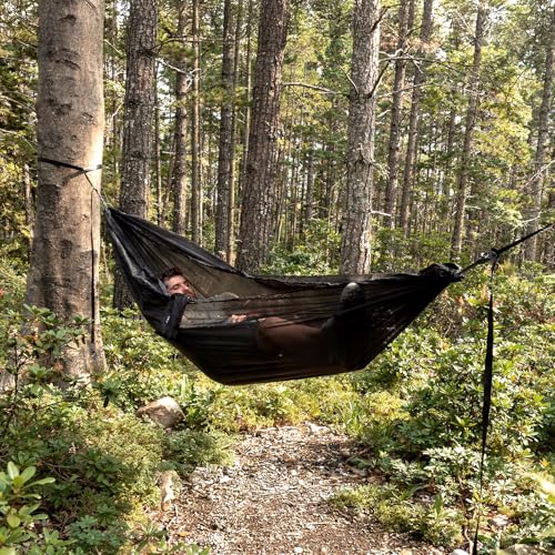 Night Cat Ultralight Pocket Hammock: Durable Tree Hammock Tear-Resistant HMPE Ripstop High Strength Fabric Only 0.66lb Max Load 330lbs Portable for Solo Hiking Backpacking
