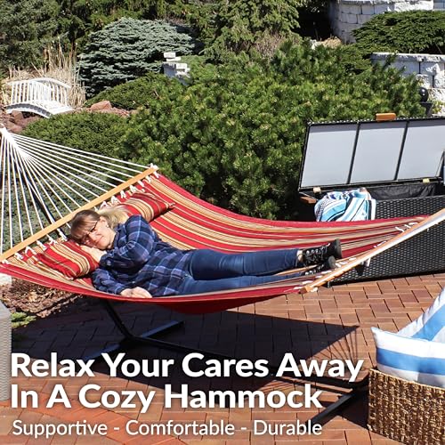 Sunnydaze Quilted Double Hammock for Outside with Spreader Bars and Pillow - 450 lb Capacity, 74x55 Inch Bed, UV Resistant, Quick Dry - Chains Included, Stand Sold Separately - Red Stripe - color: Red Stripe