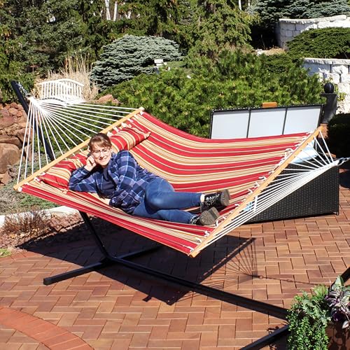 Sunnydaze Quilted Double Hammock for Outside with Spreader Bars and Pillow - 450 lb Capacity, 74x55 Inch Bed, UV Resistant, Quick Dry - Chains Included, Stand Sold Separately - Red Stripe - color: Red Stripe