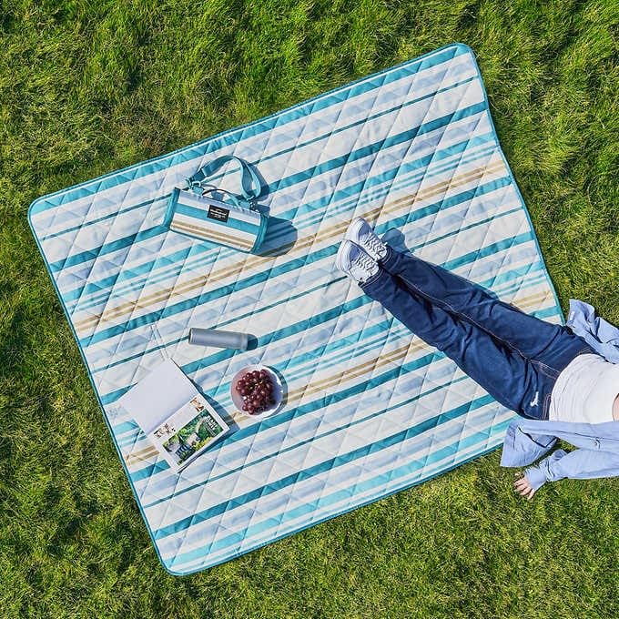 Weatherproof Vintage Outdoor Blanket (60in x 72in) - Portable Picnic Blankets Waterproof Foldable & Beach Blanket Waterproof Sandproof with Carry Strap, Camping Blanket - Foldable Waterproof (Stripe) - color: Stripe